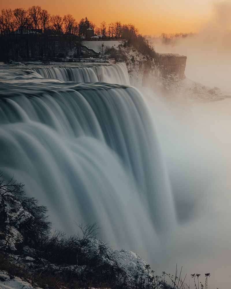 Jeremey Jamieson photo of Niagara Falls at sunset